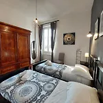 Savieri In * Florencia